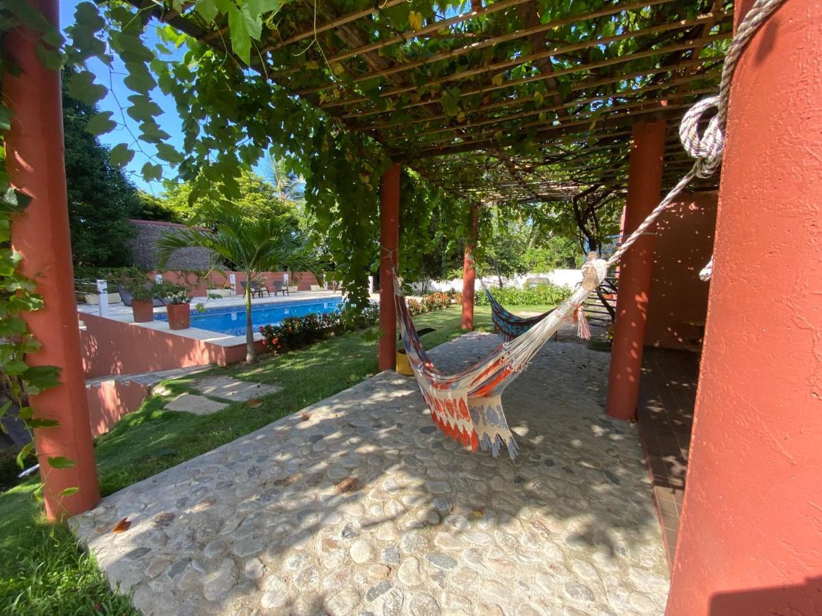 Color Hostel Паломино Экстерьер фото